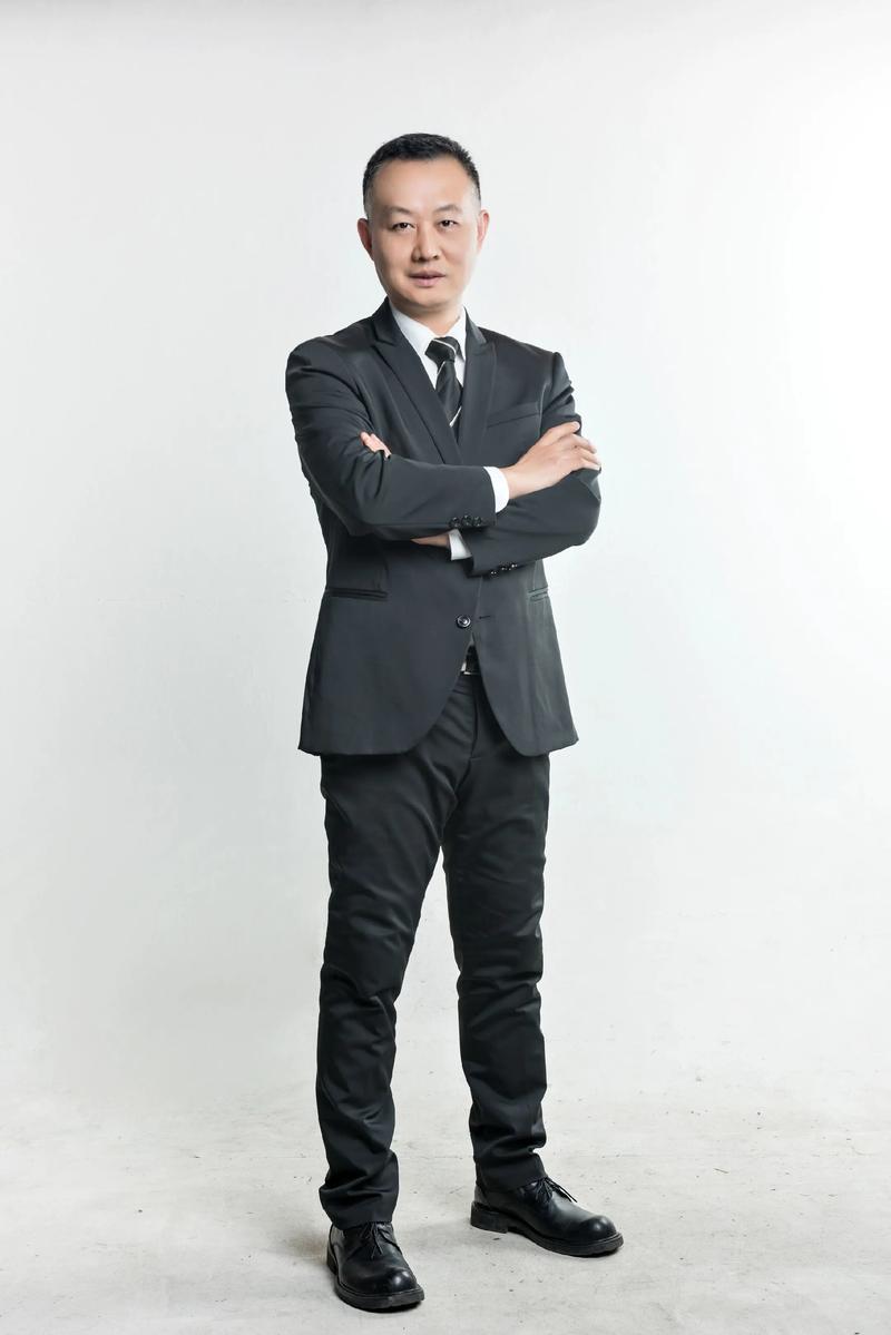 何夏庄 品牌与内容负责人